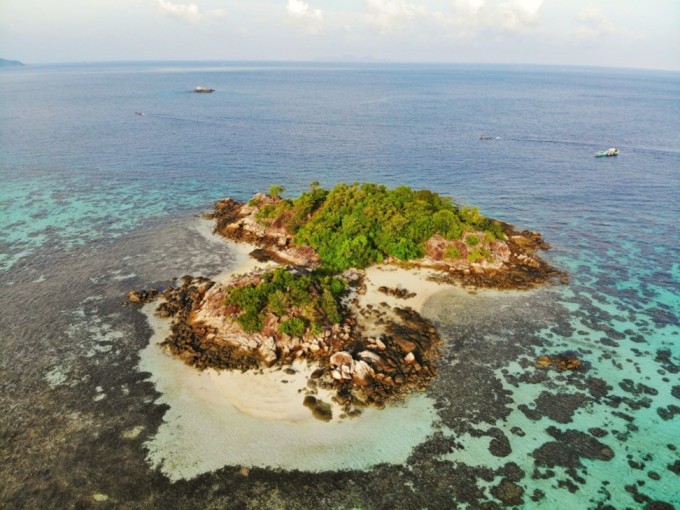 Private Trip Snorkeling Lipe Island: Inside 5 Islands